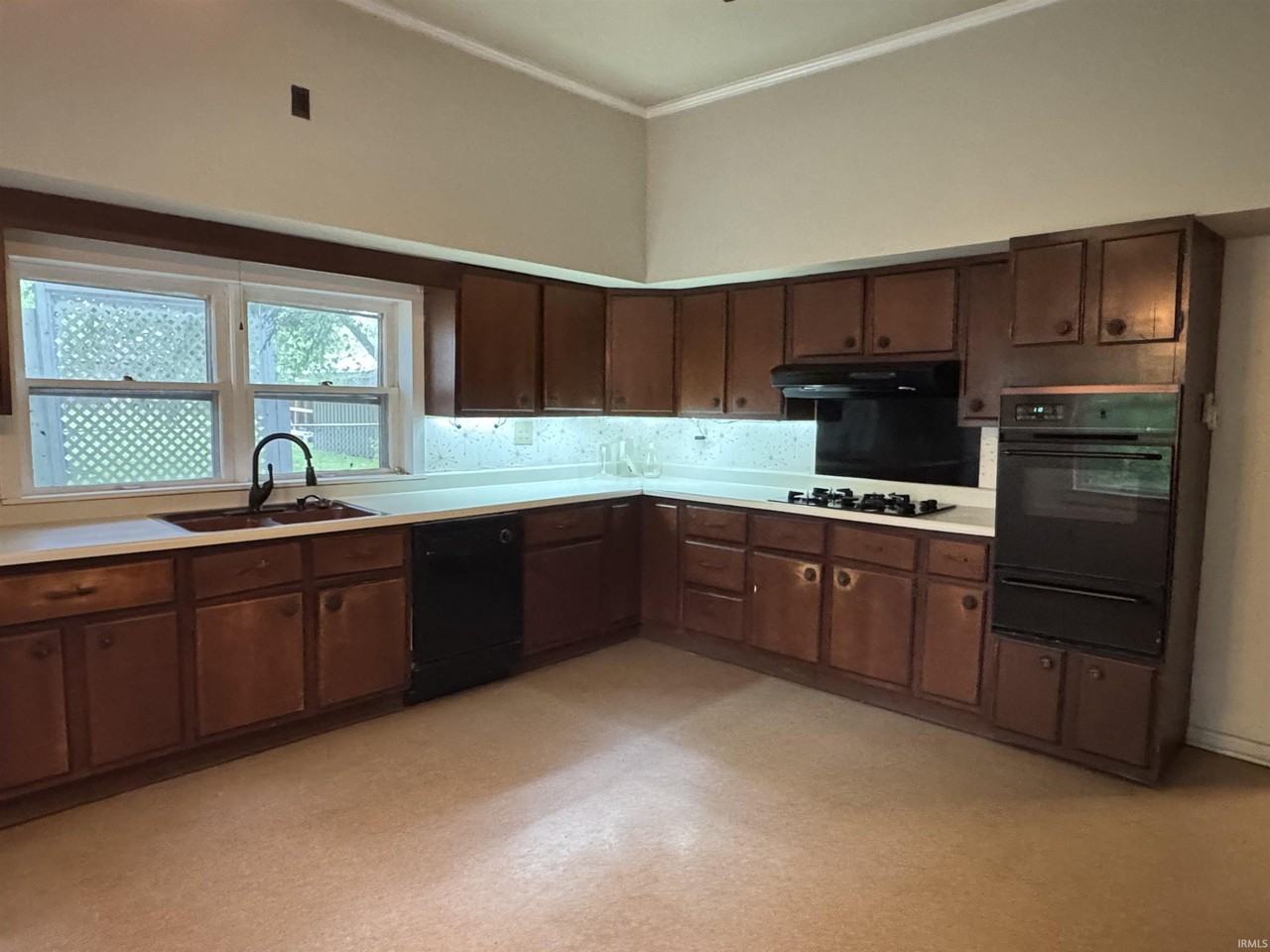 4550 E Ooley Ave - Photo 6 of 12