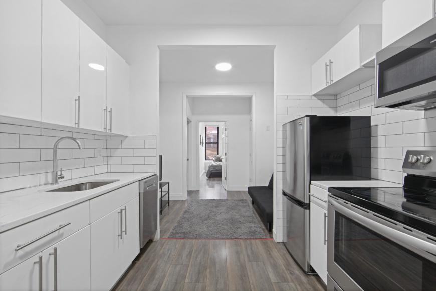207 W 136th St - Photo 2 of 10