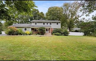240 Plainview Rd - Photo 1 of 1
