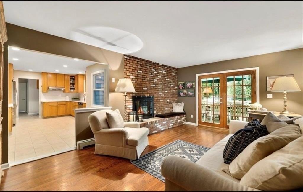 240 Plainview Rd - Photo 5 of 22