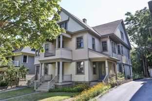 294 Laburnam Cres - Photo 1 of 1