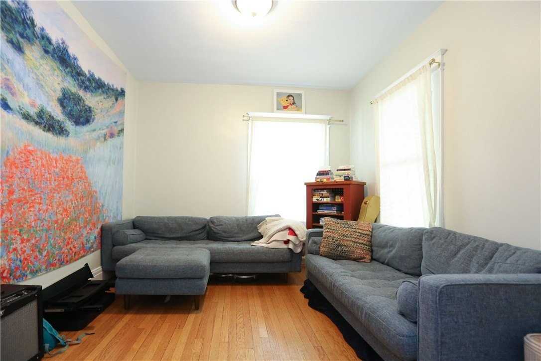 294 Laburnam Cres - Photo 2 of 17