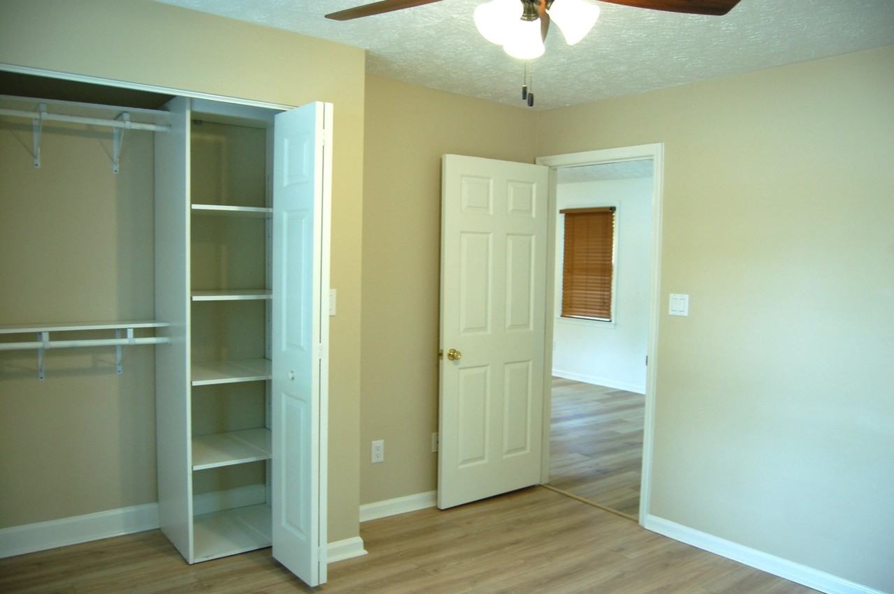 2103 Woodward Dr - Photo 5 of 14