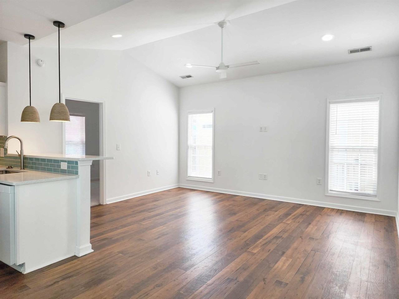 105 Weatherboard Ct - Photo 4 of 29
