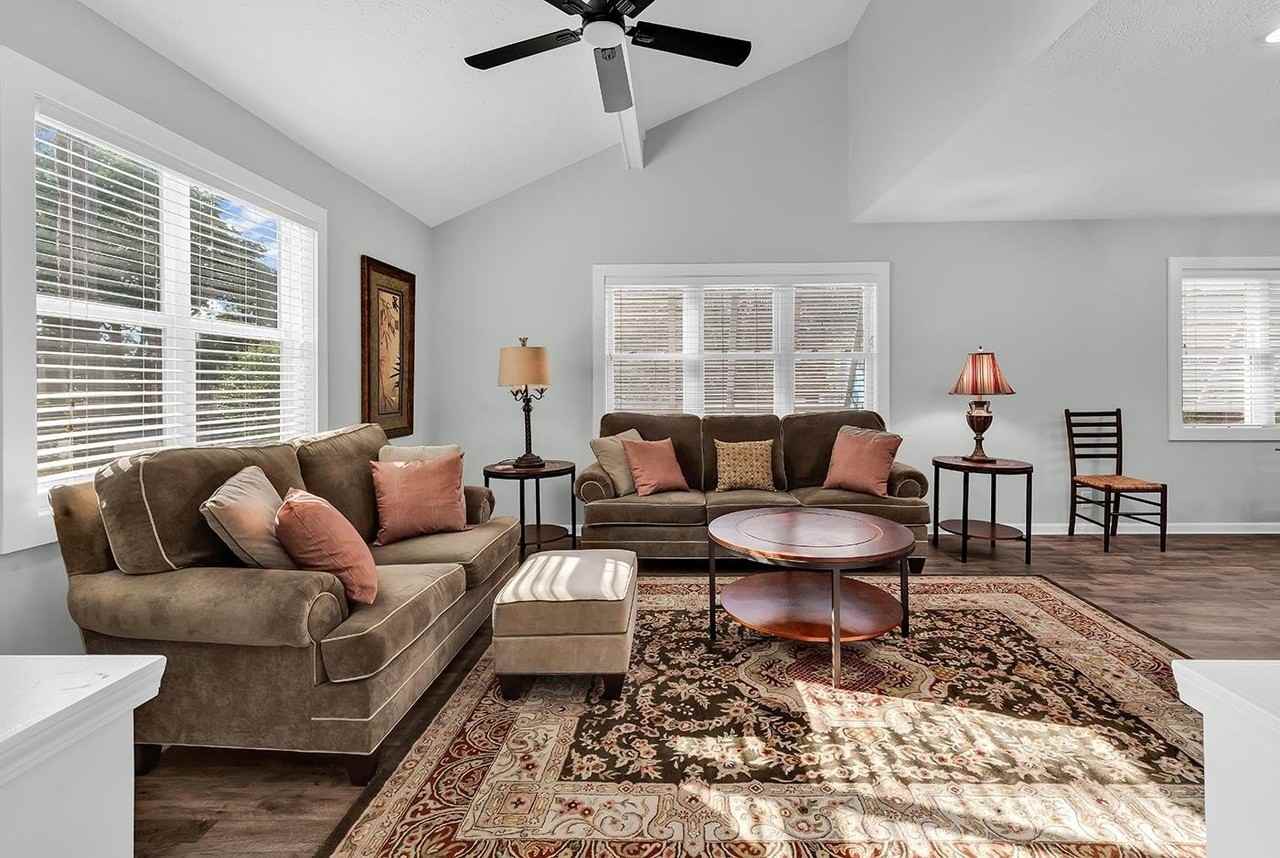 1569 Landing Rd - Photo 4 of 33