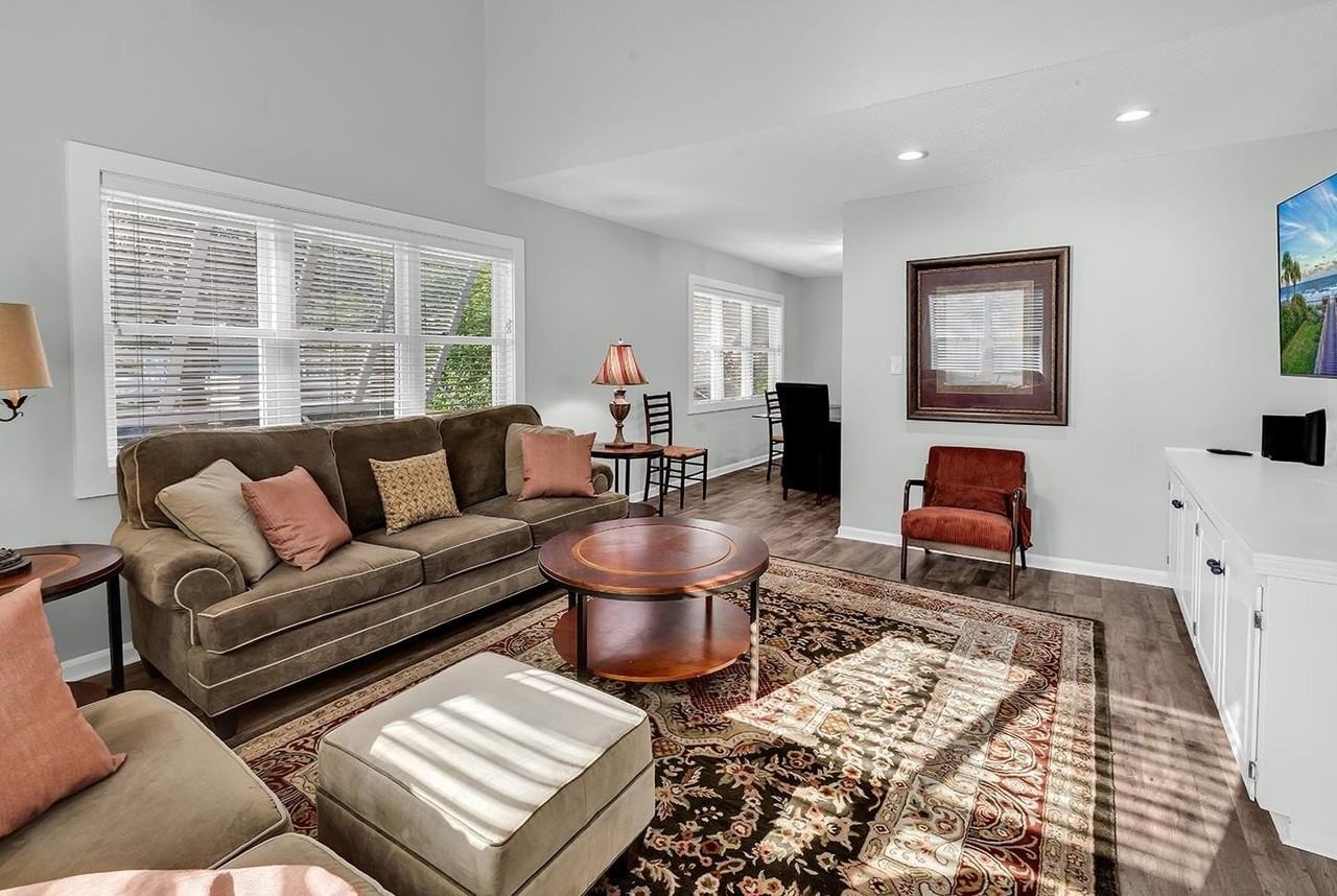1569 Landing Rd - Photo 5 of 33