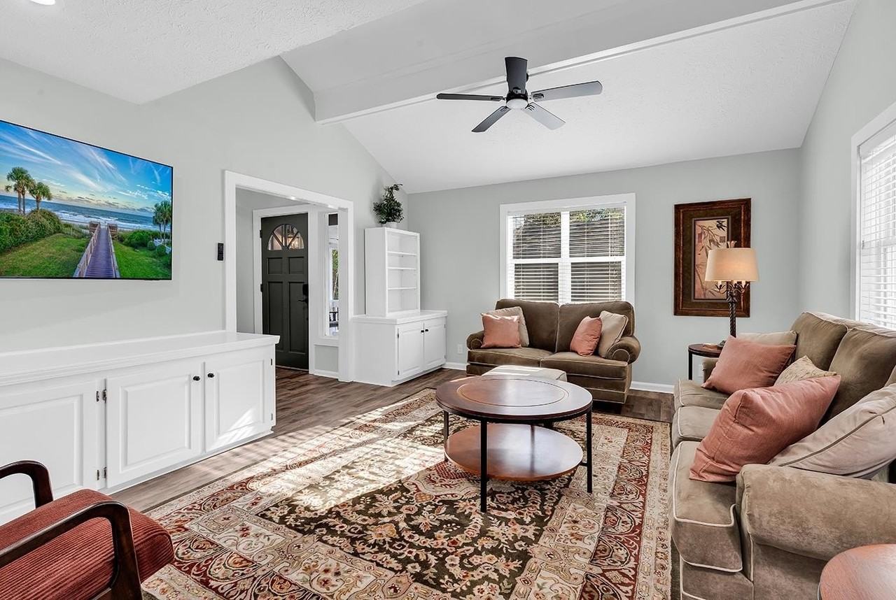 1569 Landing Rd - Photo 6 of 33