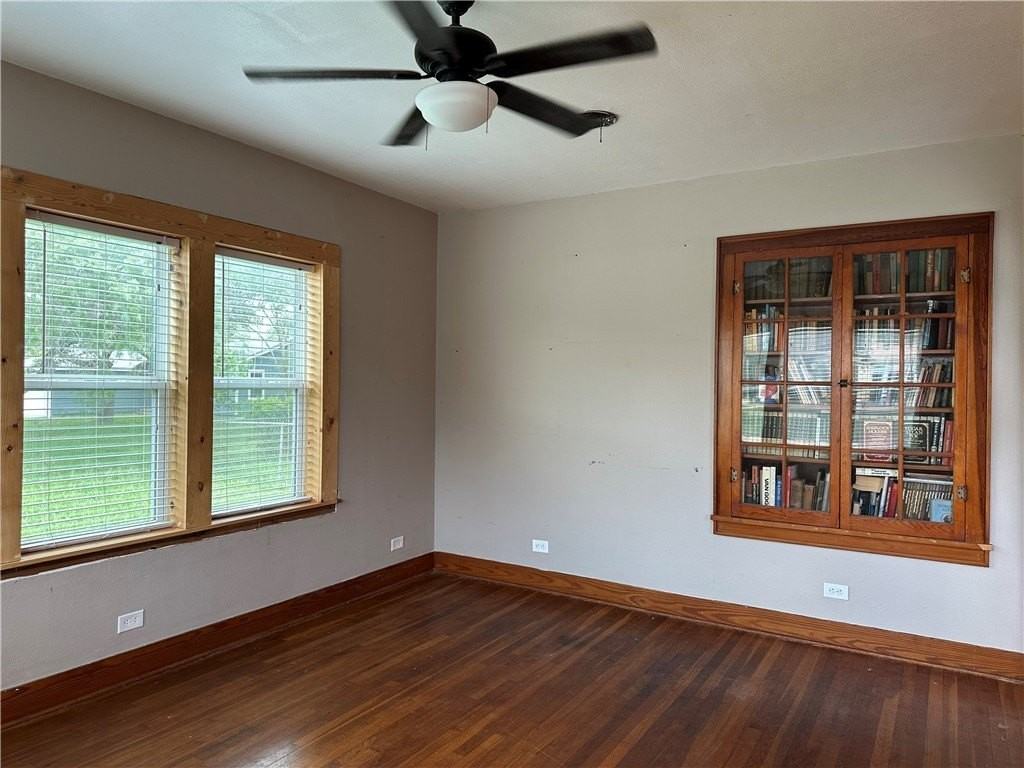 1005 E Fulton St - Photo 2 of 23