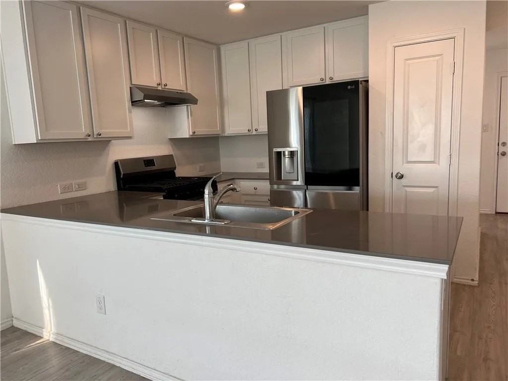 13249 Wrangler St - Photo 3 of 16