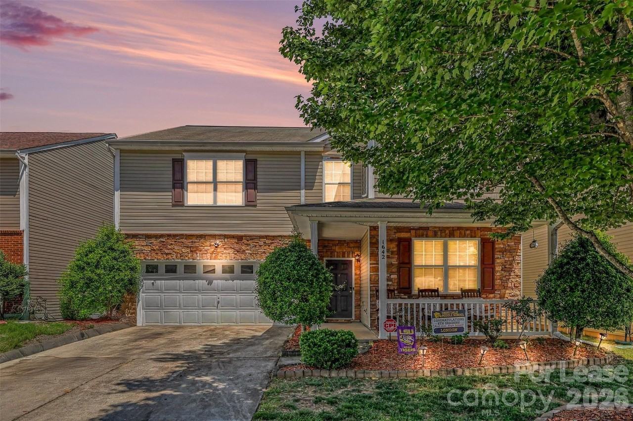 1642 Candlewood Ridge Ln - Photo 2 of 20
