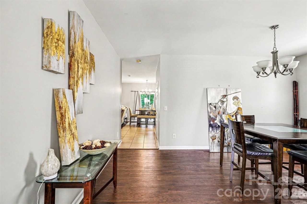 1642 Candlewood Ridge Ln - Photo 4 of 20