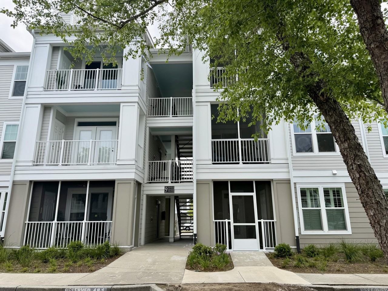 130 River Landing Dr #9205