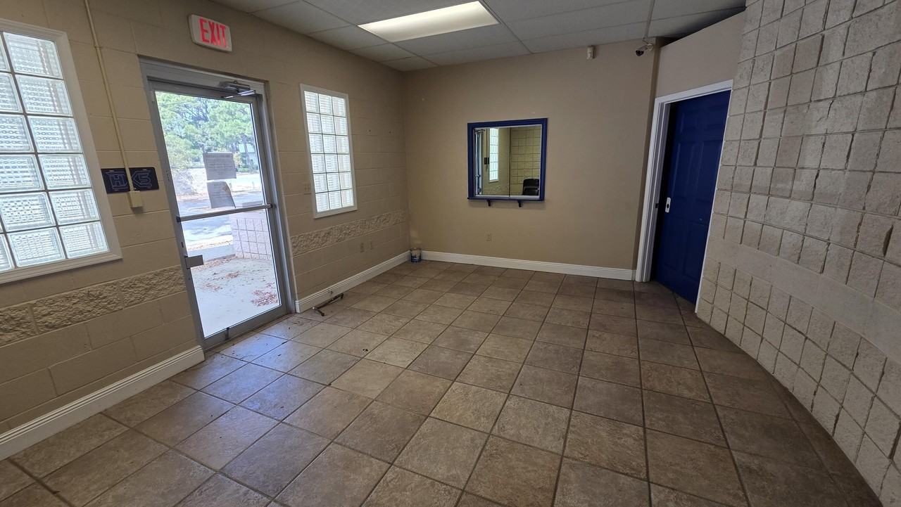 10 Industrial St Nw - Photo 5 of 13