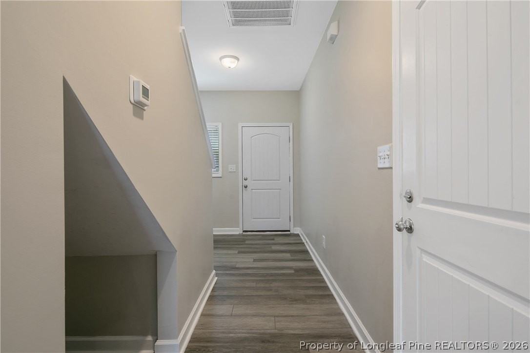 395 Hicks Ave - Photo 6 of 40