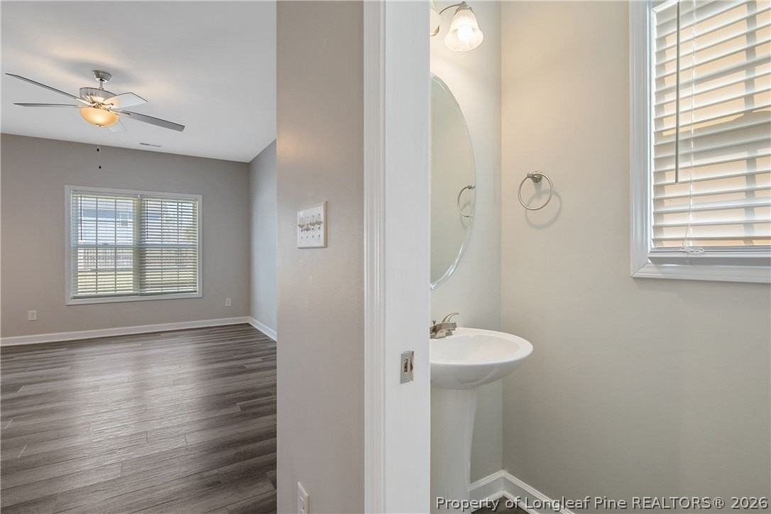 395 Hicks Ave - Photo 7 of 40