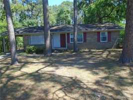 featured image of 644 Clayton Dr