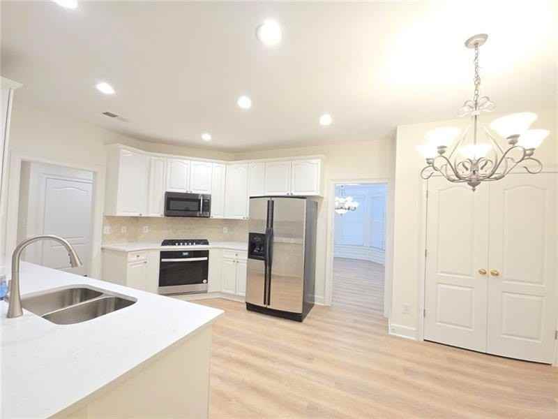 12592 Waterside Dr - Photo 7 of 50