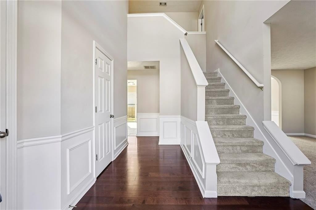 1348 Woodcutt Pl - Photo 4 of 43