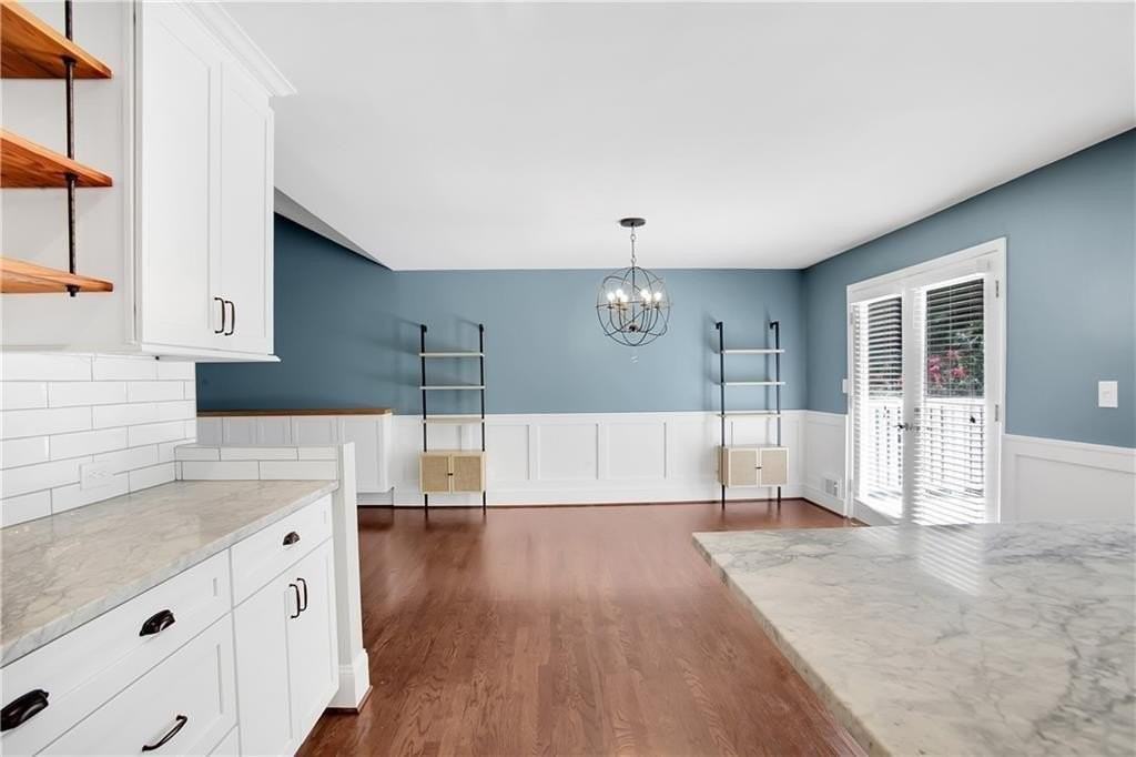 455 Persimmon Ln - Photo 7 of 25