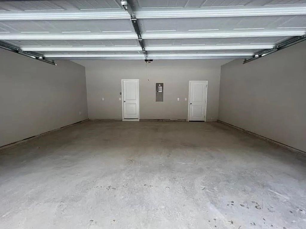 735 Brecklin Ln - Photo 5 of 26