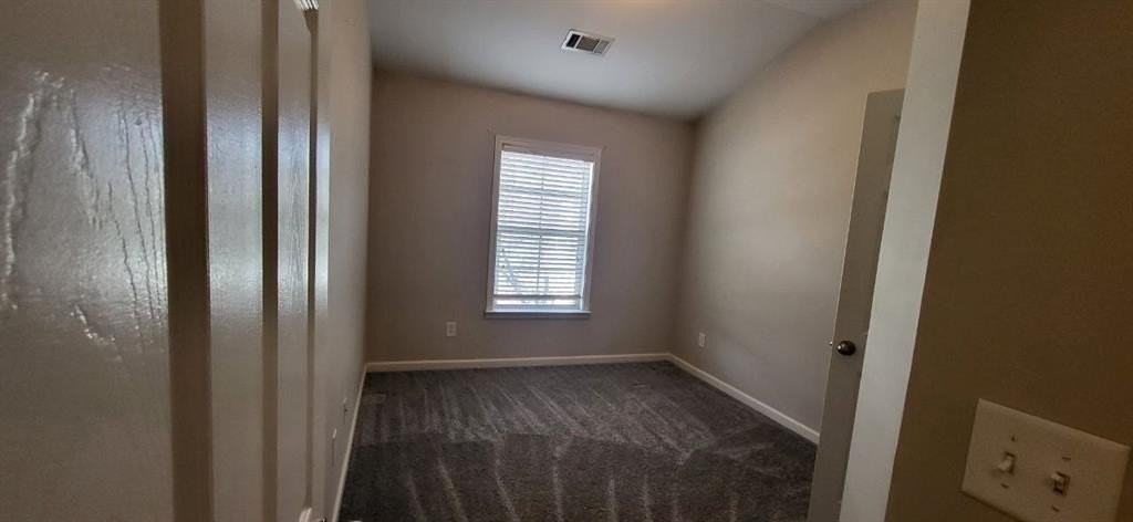45 Newnan Lakes Dr - Photo 4 of 25
