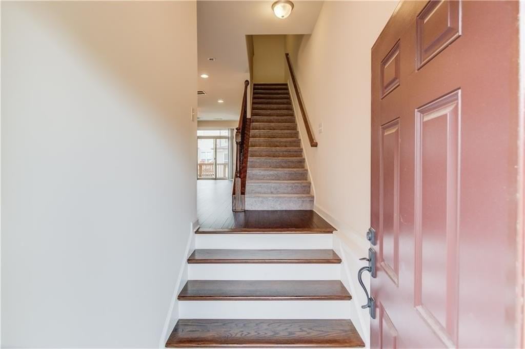 4258 Tacoma Trce - Photo 4 of 50