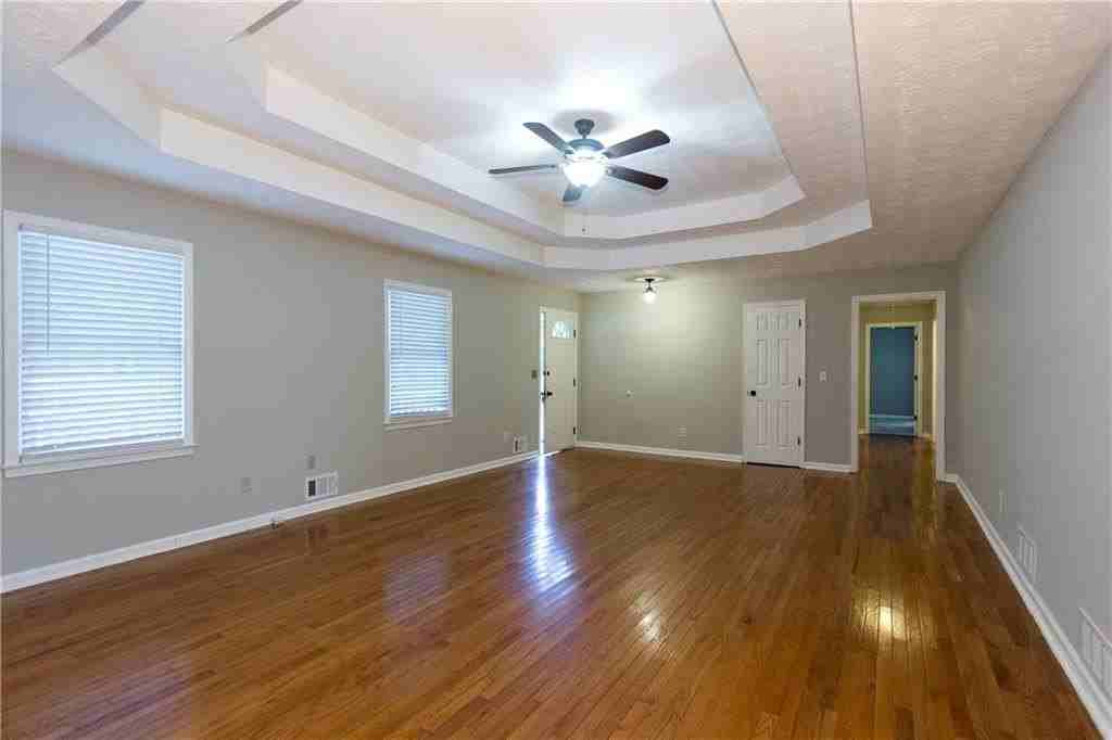 374 Mcgiboney Rd - Photo 7 of 29