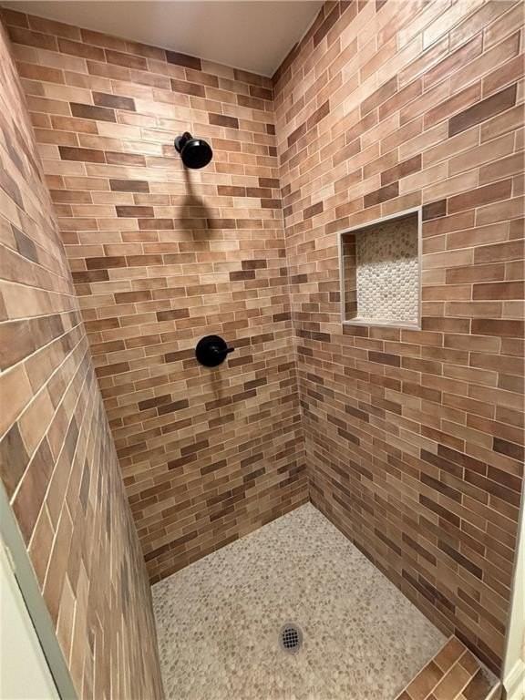 1656 Thornton Pl Sw - Photo 3 of 10
