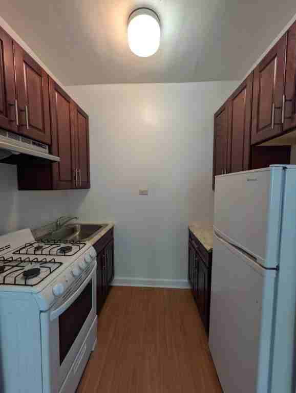 1701 W North Shore Ave - Photo 4 of 8
