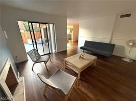 featured image of 1406 Park Shore Cir #3