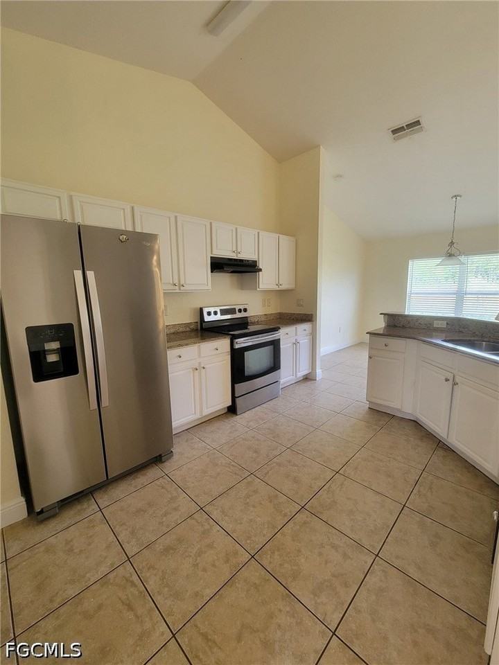 8071 Liriope Loop - Photo 4 of 14