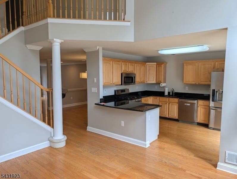 18 Dorchester Dr - Photo 7 of 21