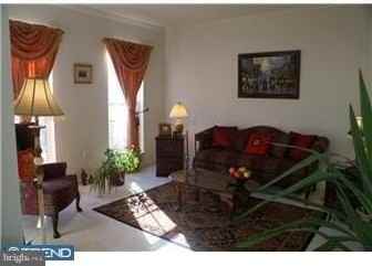 18 Stirling Dr - Photo 4 of 10
