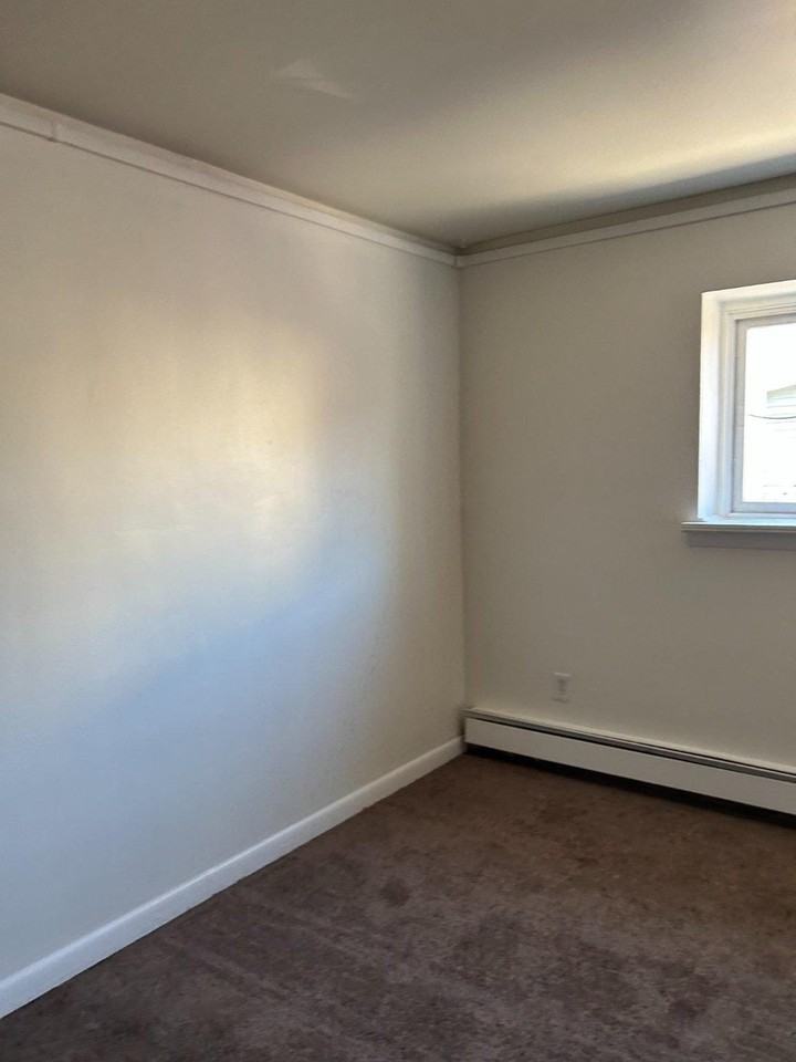 3941 James St - Photo 7 of 19