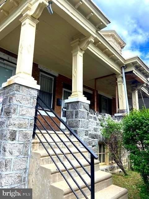 1549 N 56th St #2 - Photo 4 of 26