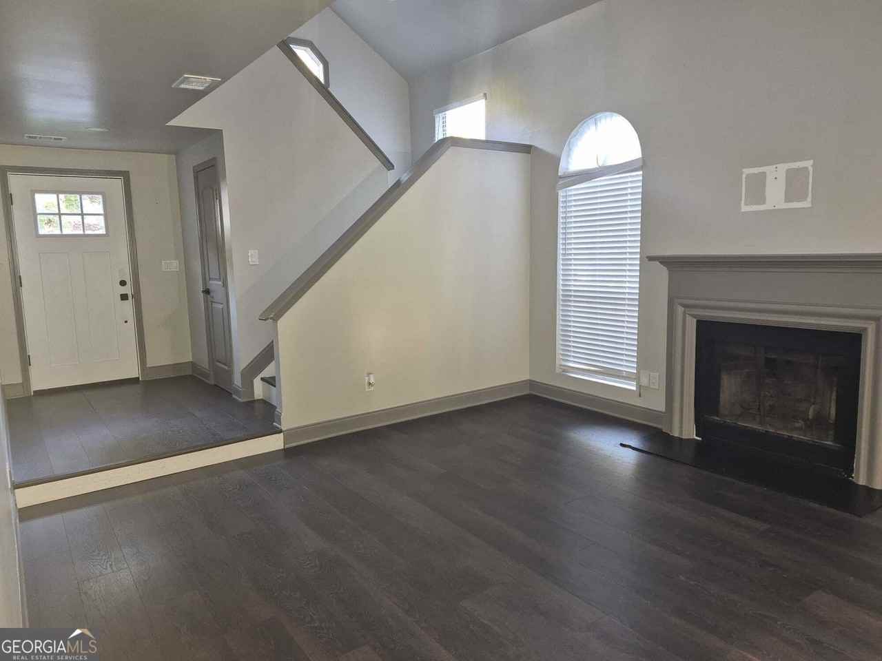 1020 Hampton Hill Ct - Photo 7 of 47
