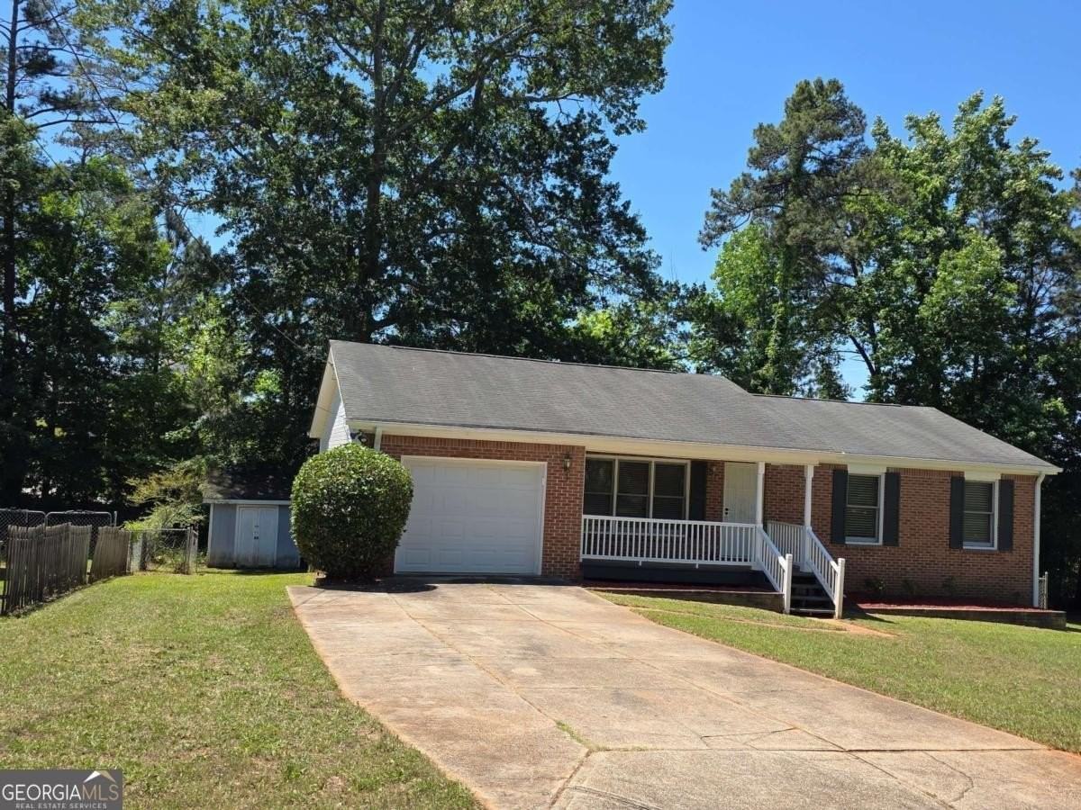 1695 Underwood Dr Se - Photo 2 of 25