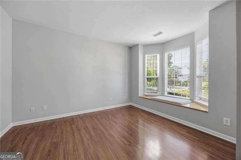 1650 Huntcrest Way Sw - Photo 4 of 25