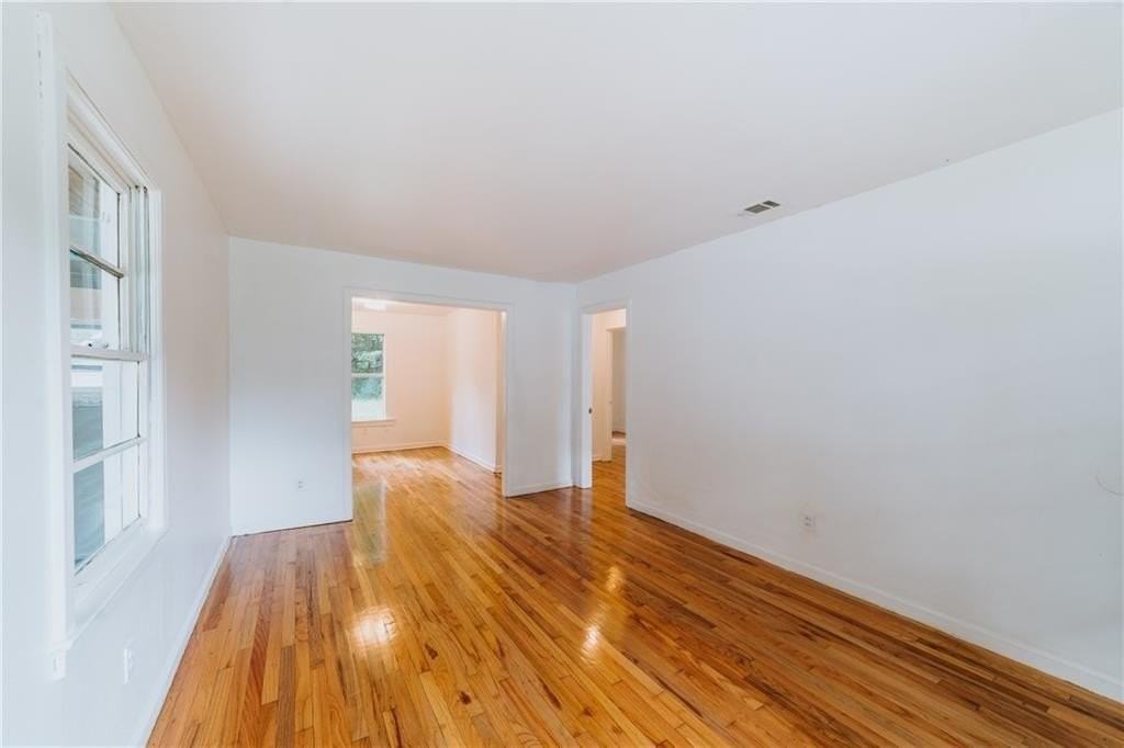 55 Macks St - Photo 4 of 8