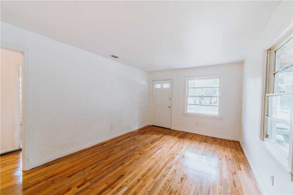 55 Macks St - Photo 5 of 8