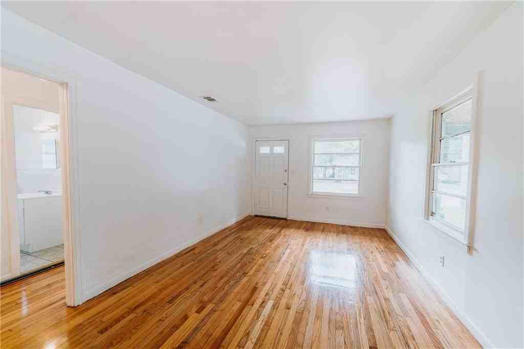 55 Macks St - Photo 6 of 8