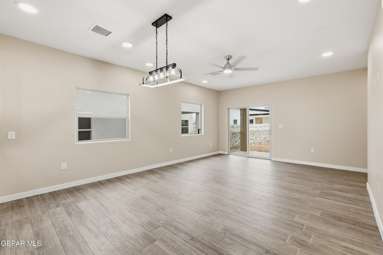 12329 Jack Vowell Way - Photo 4 of 18