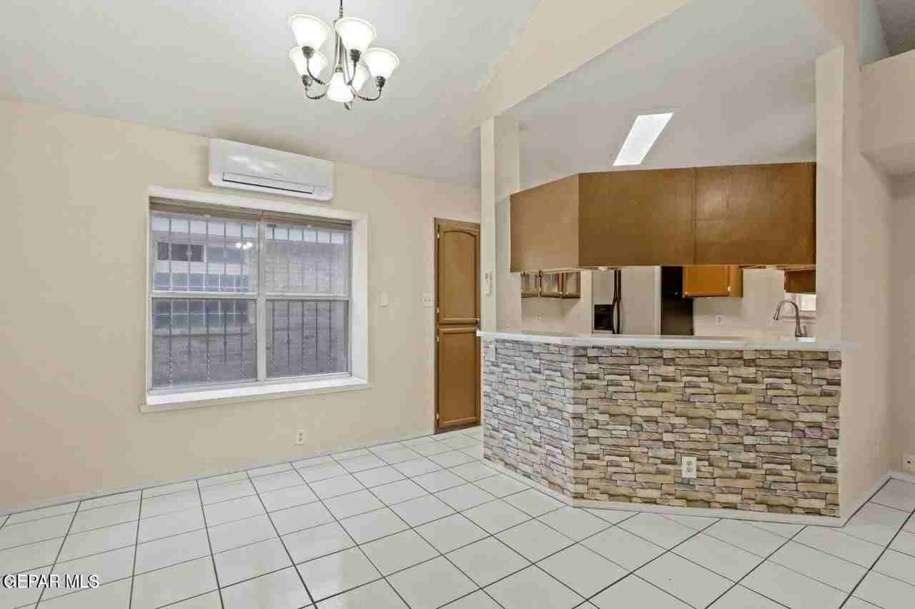 12072 Autumn Gate Dr - Photo 6 of 20