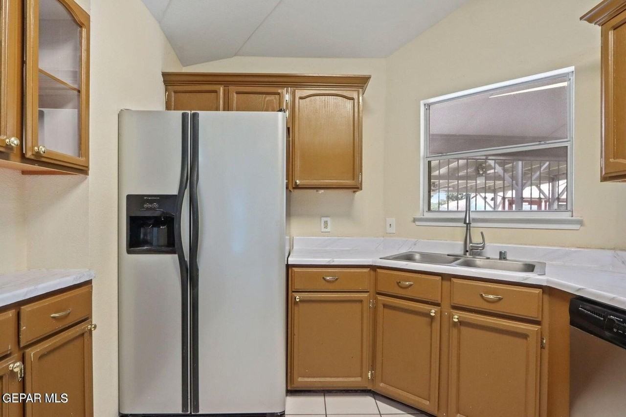 12072 Autumn Gate Dr - Photo 7 of 20