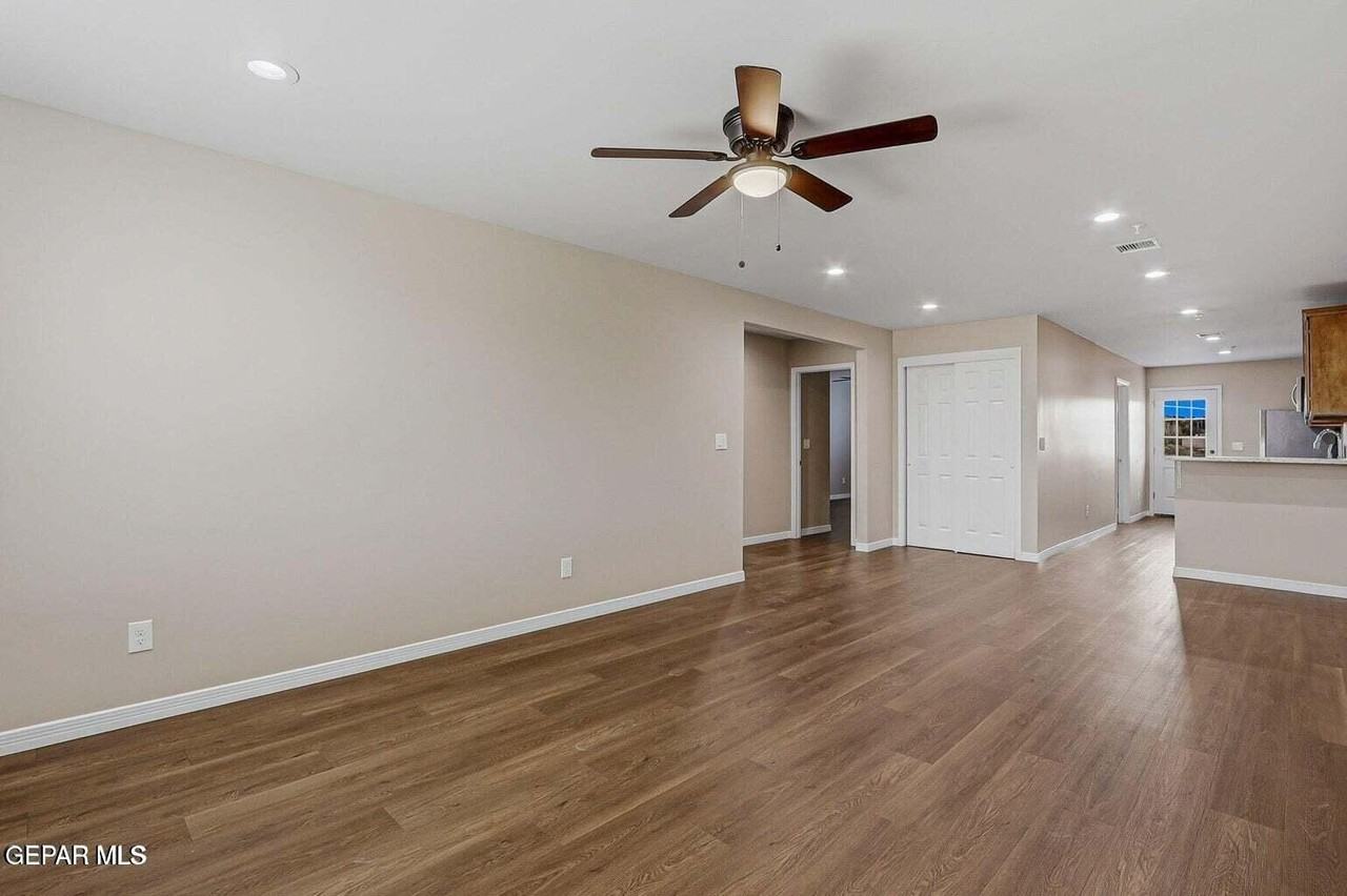 1483 Osullivan Dr #C - Photo 7 of 25