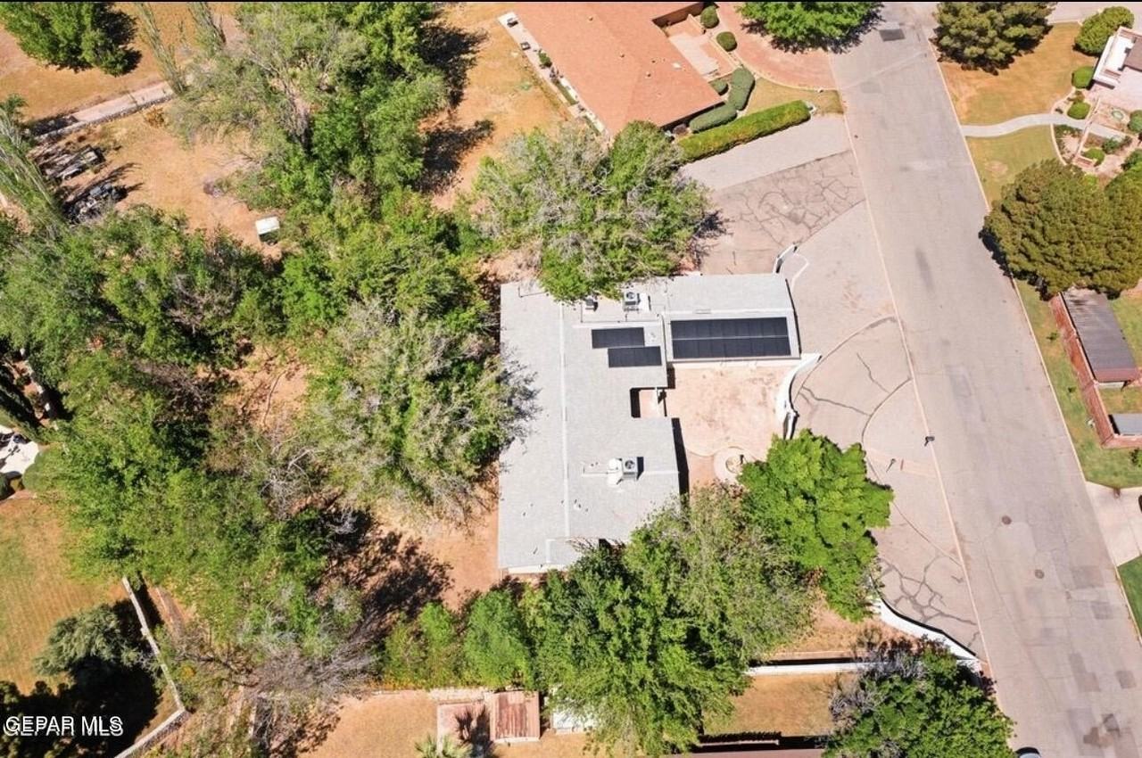 5233 White Oak Dr - Photo 4 of 41