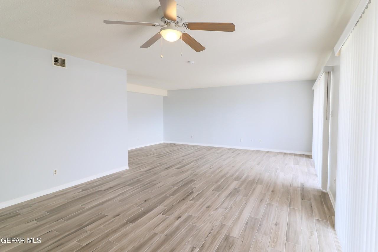 4800 N Stanton St #183 - Photo 2 of 31