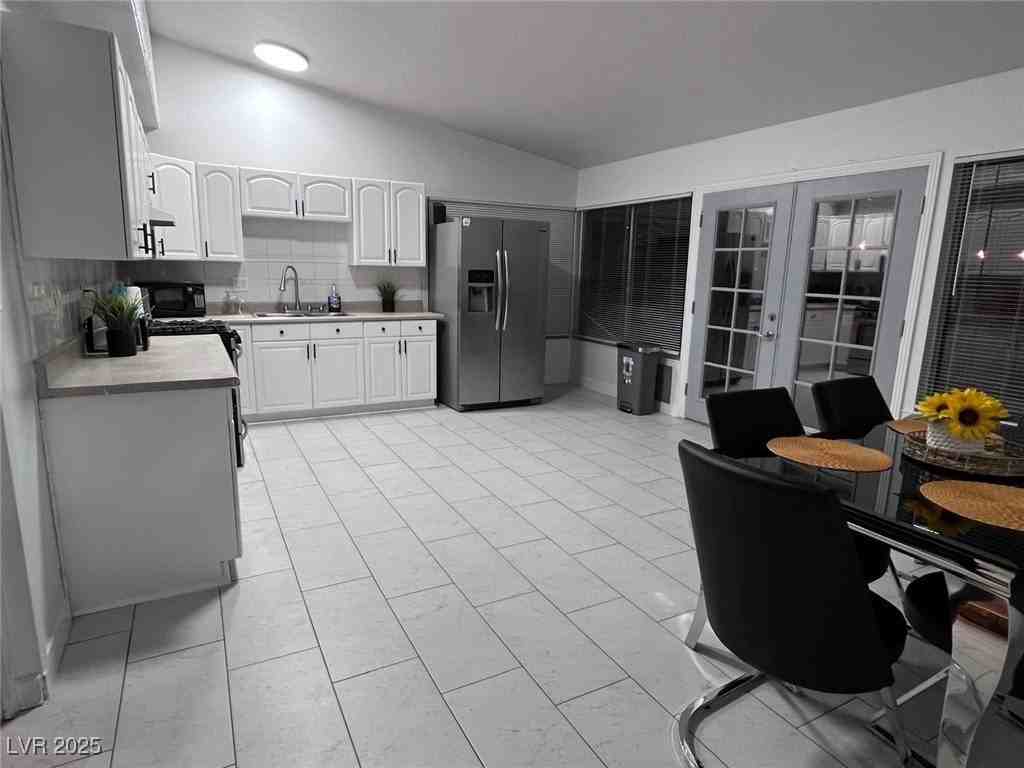 5415 Oxbow St - Photo 5 of 20