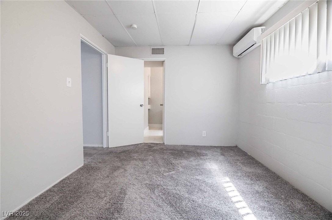 239 W Cleveland Ave #5 - Photo 2 of 9