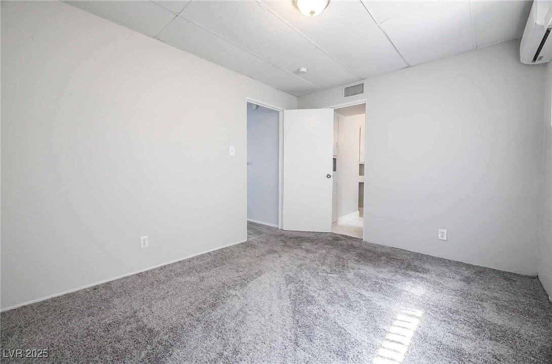 239 W Cleveland Ave #5 - Photo 3 of 9